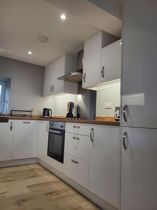Amazing Coastal & Sunset Views In Eryri Villa Llanllyfni Exteriör bild