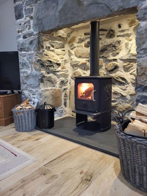 Amazing Coastal & Sunset Views In Eryri Villa Llanllyfni Exteriör bild