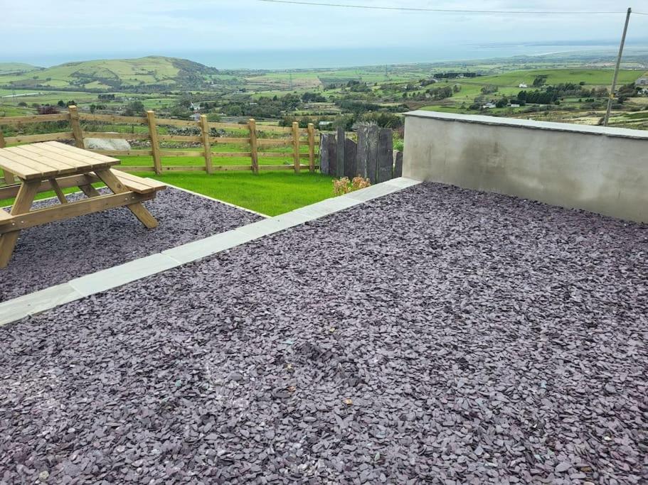 Amazing Coastal & Sunset Views In Eryri Villa Llanllyfni Exteriör bild