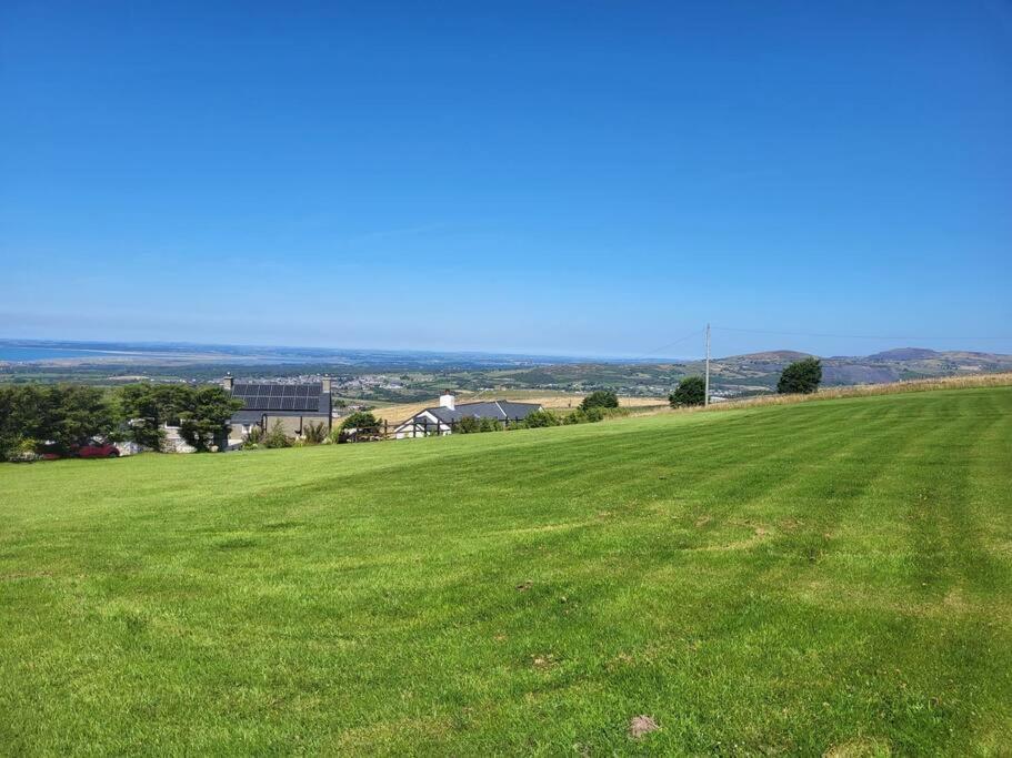 Amazing Coastal & Sunset Views In Eryri Villa Llanllyfni Exteriör bild