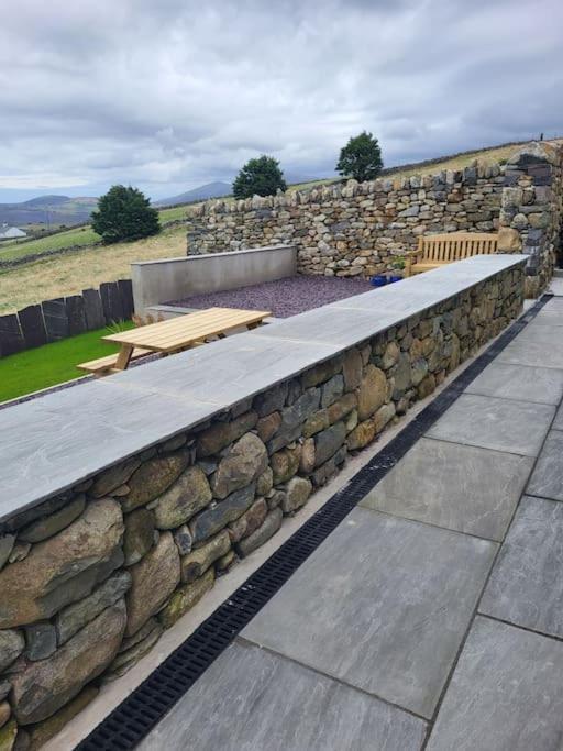 Amazing Coastal & Sunset Views In Eryri Villa Llanllyfni Exteriör bild