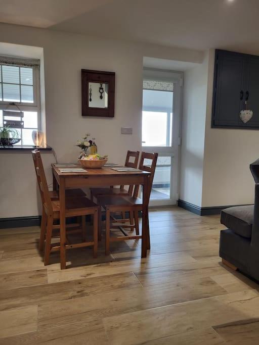 Amazing Coastal & Sunset Views In Eryri Villa Llanllyfni Exteriör bild